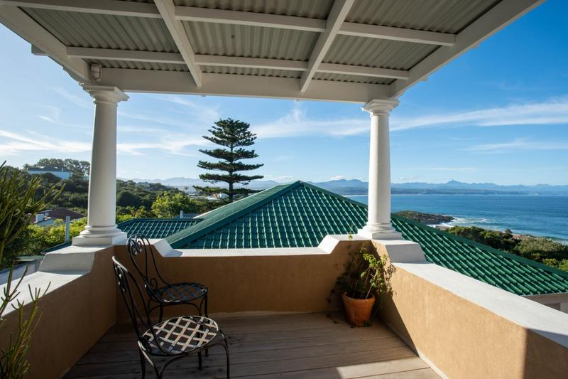 To Let 4 Bedroom Property for Rent in Plettenberg Bay Central Western Cape
